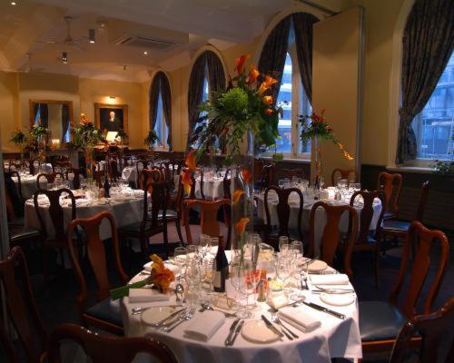 The Racquet Club Aparthotel Liverpool Exteriör bild